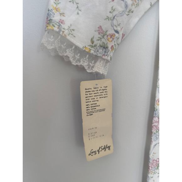 NWT vintage Lanz of Salzburg 100% cotton floral lace trim nightgown, USA large - Picture 11 of 16